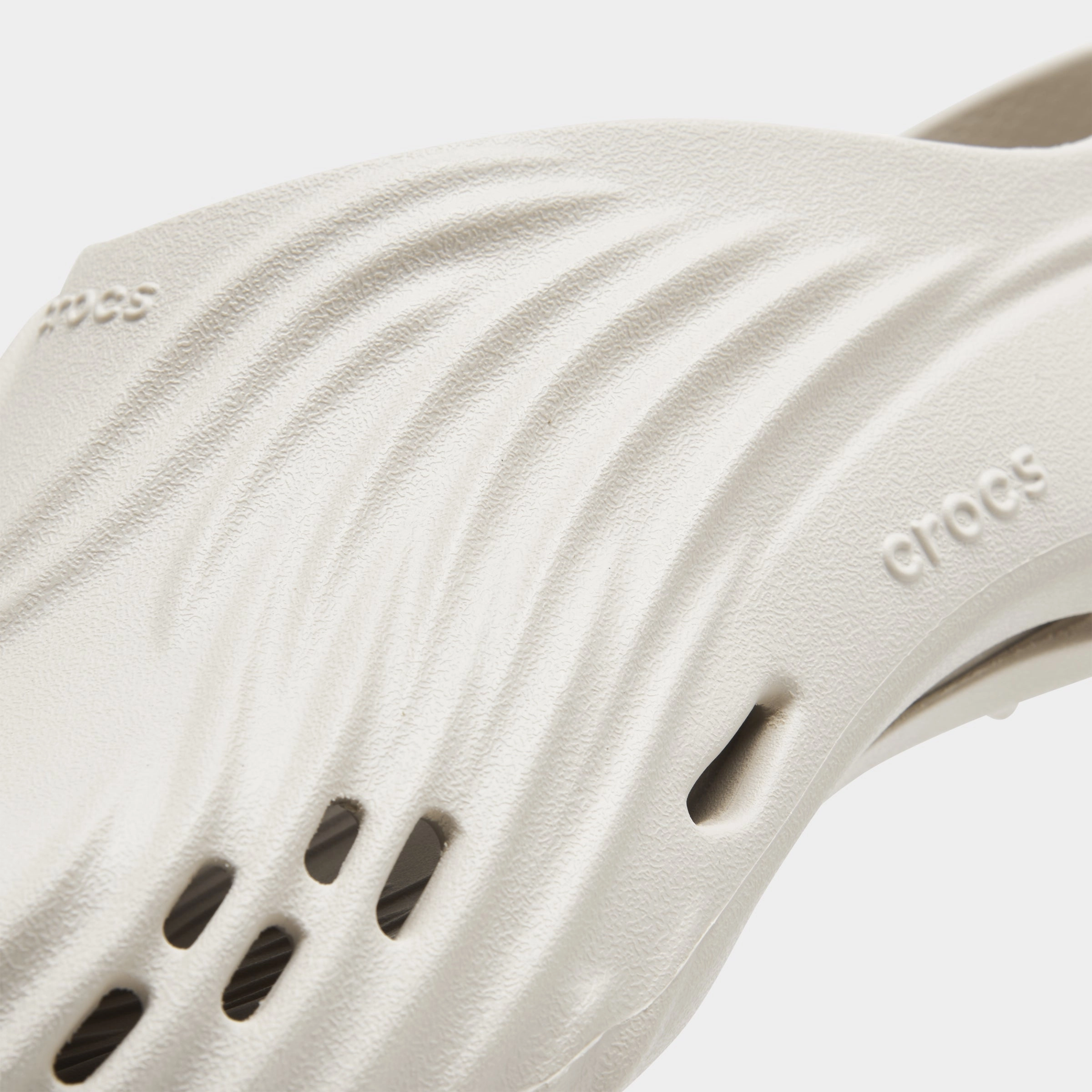 Crocs Echo Wave / Tan