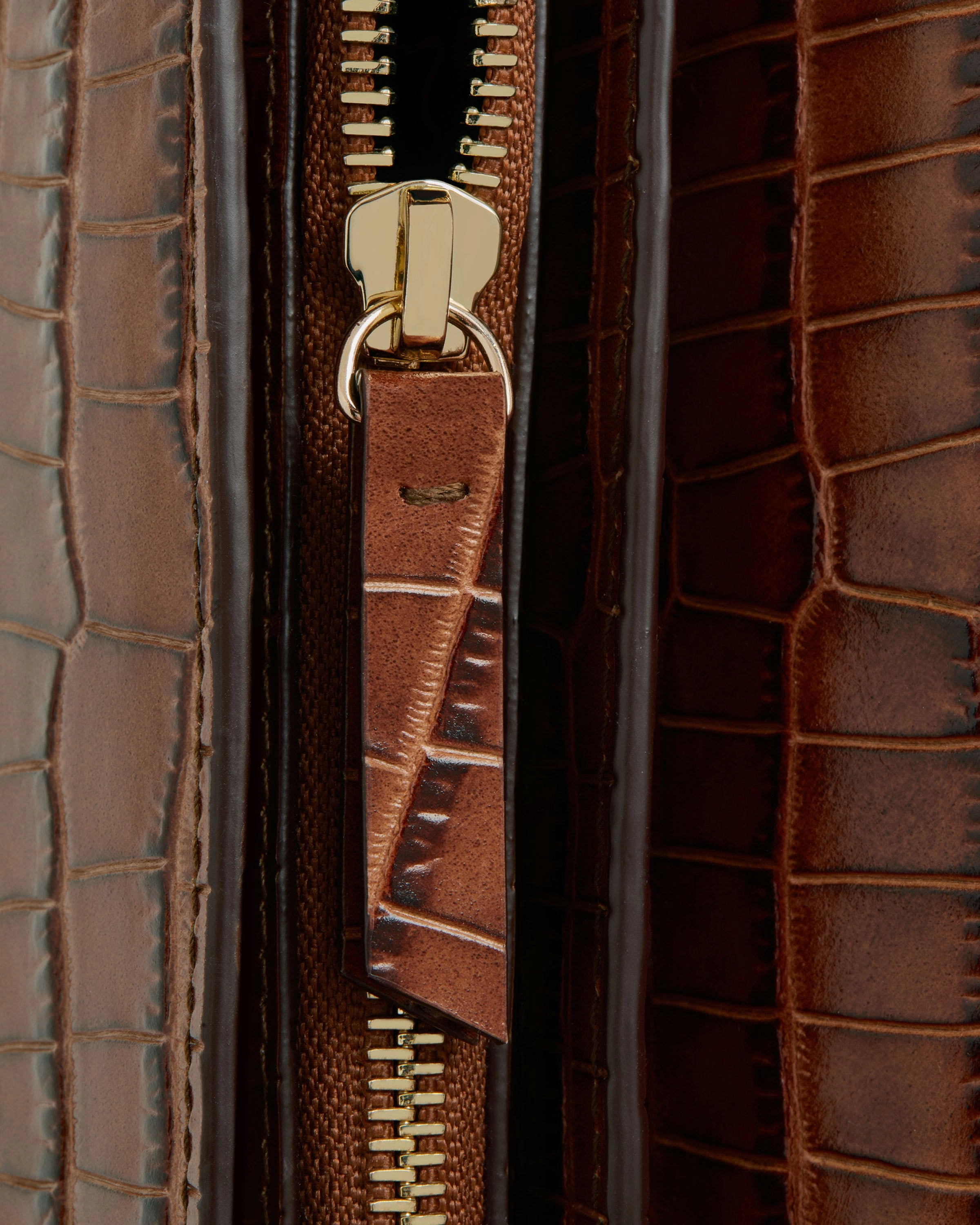 Multrees Omni Zipped - Croc-Embossed Leather Walnut