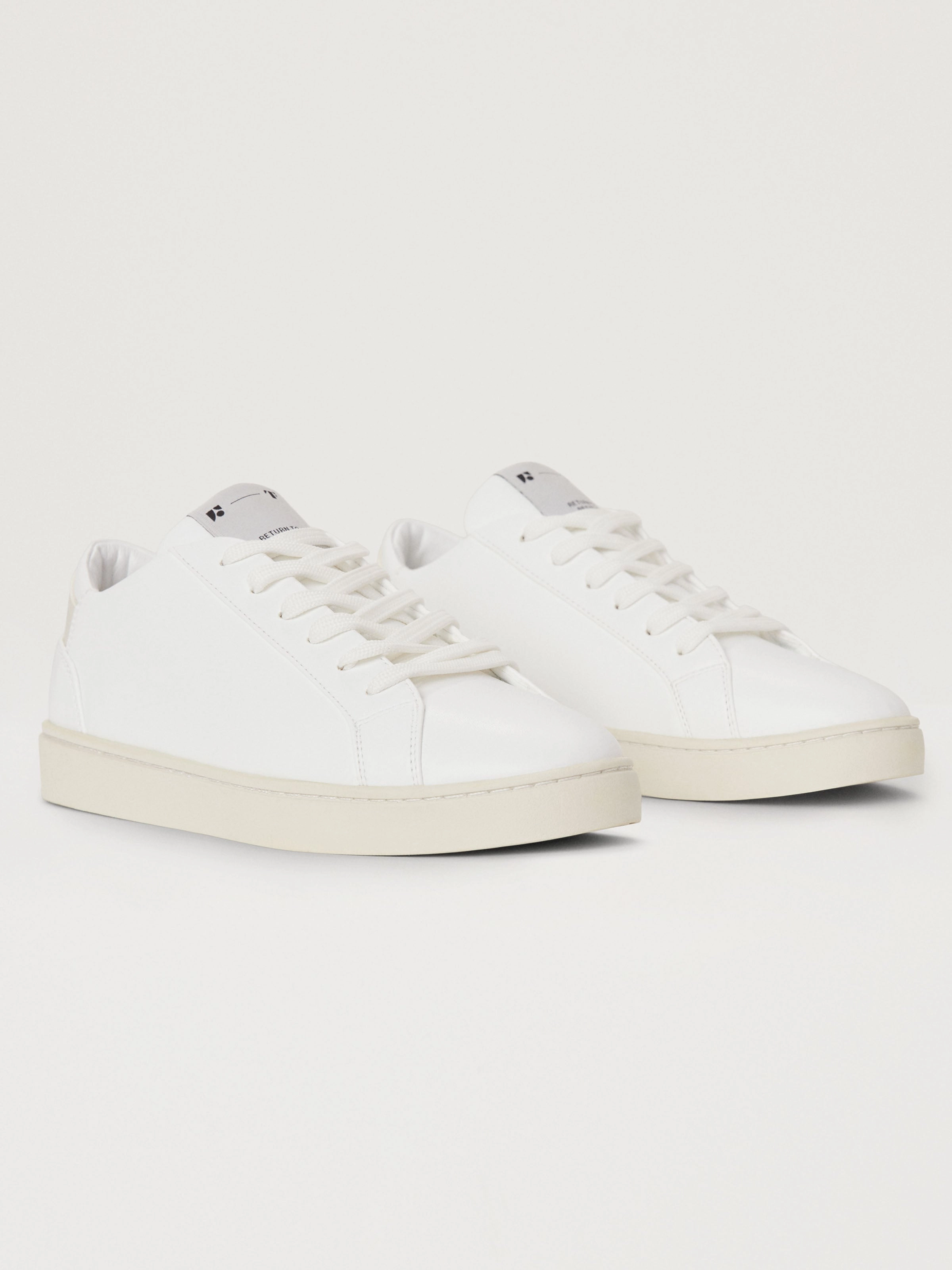 The Thousand Fell x Frank And Oak Sneaker in White