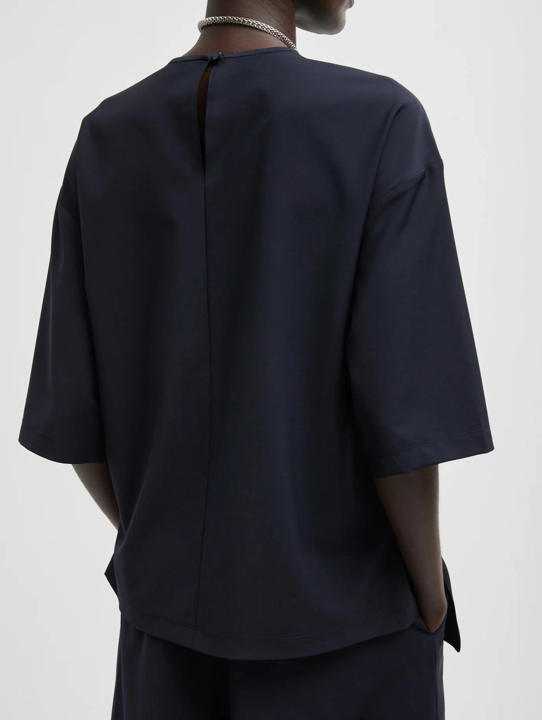 Tropical Wool Tie Front T-Shirt in Navy